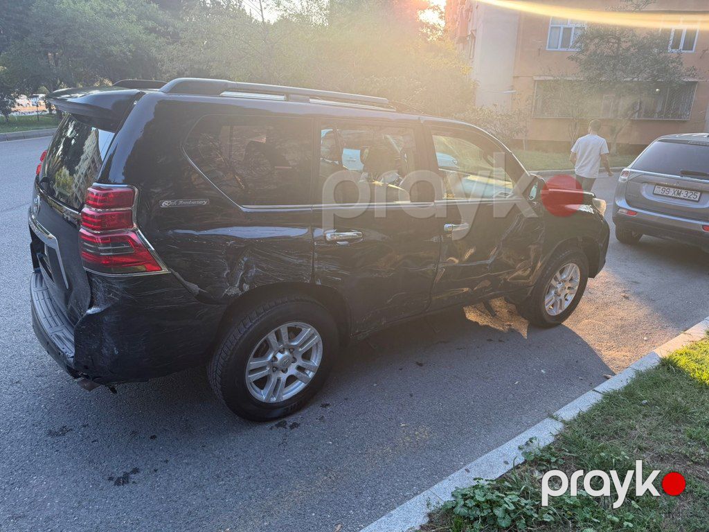 Toyota Land Cruiser Prado, 4.0 L, 2011 il, 123 500 km — Avtomobillər, Bakı (5)