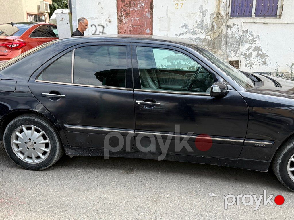 Mercedes E 280 4MATIC, 2.8 L, 2001 il, 350 000 km — Avtomobillər, Bakı (5)