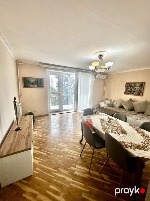 İcarəyə verilir 2 otaqlı köhnə tikili 88 m² — Bakı