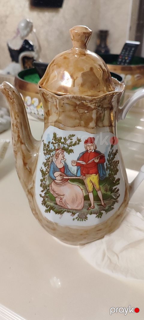 Porcelain çaydan – retro üslub Cayni servis. Polsa - Material — Bakı