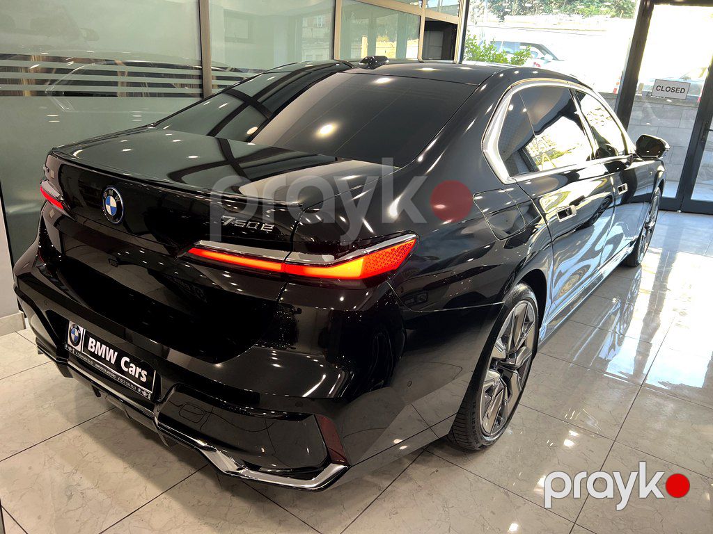 BMW 750e, 3.0 L, 17.6 kWh, 2024 il, 32 000 km — Avtomobillər, Bakı (5)