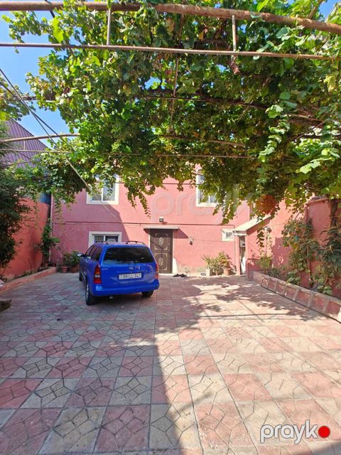 Satılır 5 otaqlı həyət evi/bağ evi 140 m² — Bakı