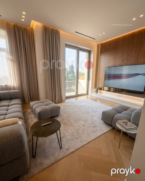 Satılır 2 otaqlı köhnə tikili 85 m² — Bakı