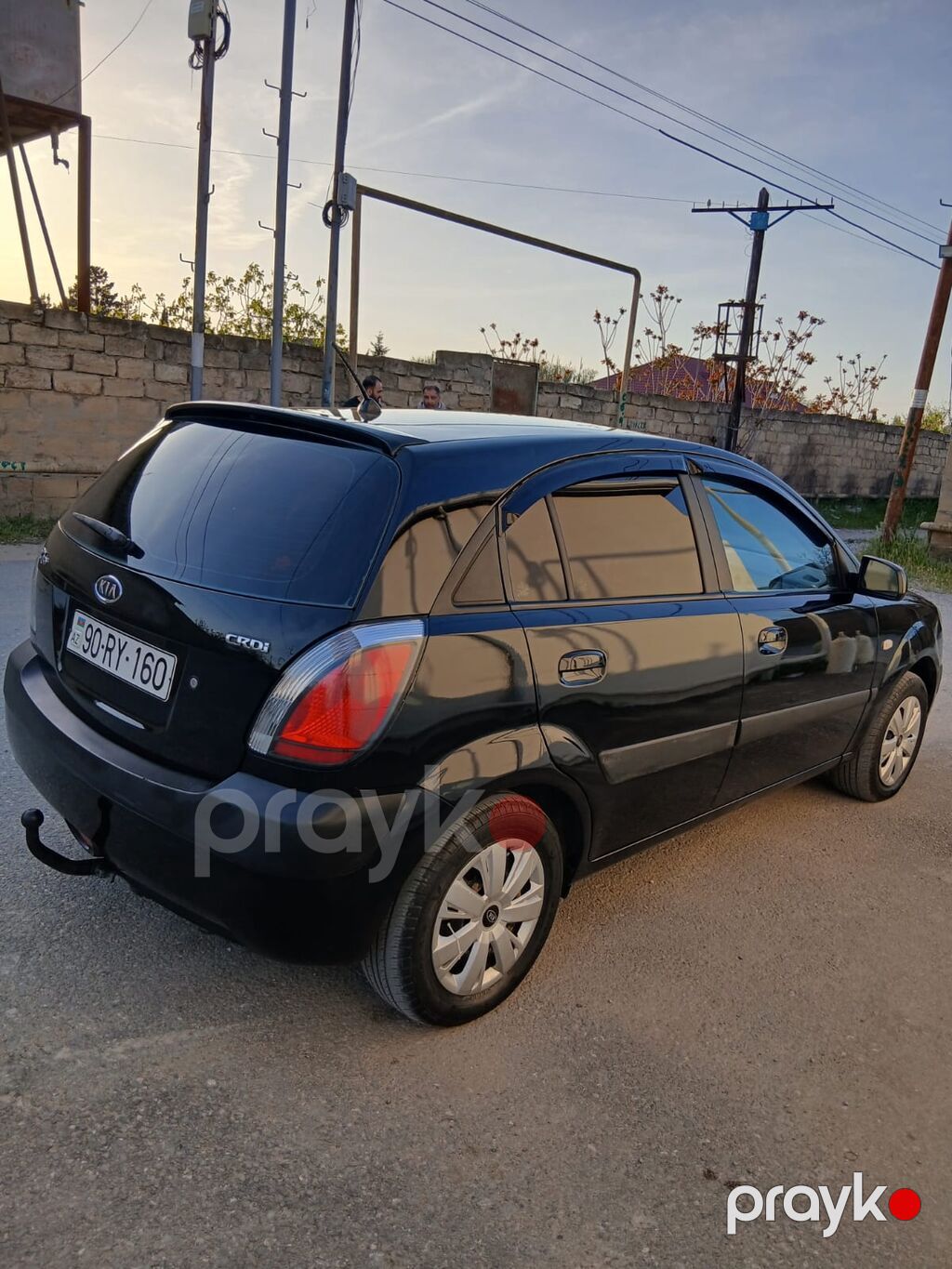 Kia Rio CRDi, qara rəng, hetçbek .maşin arxa sağ qapıdan başqa — Avtomobillər, Bakı (4)