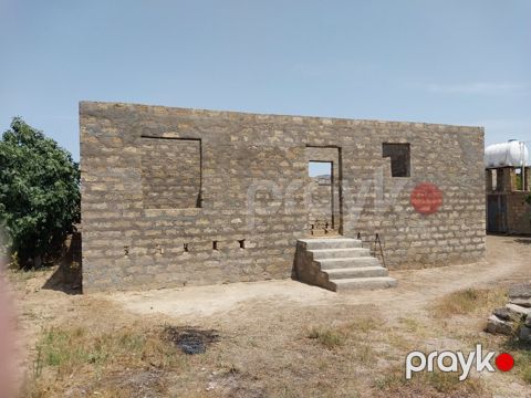 Həyət evi, Binə qəs — Bakı