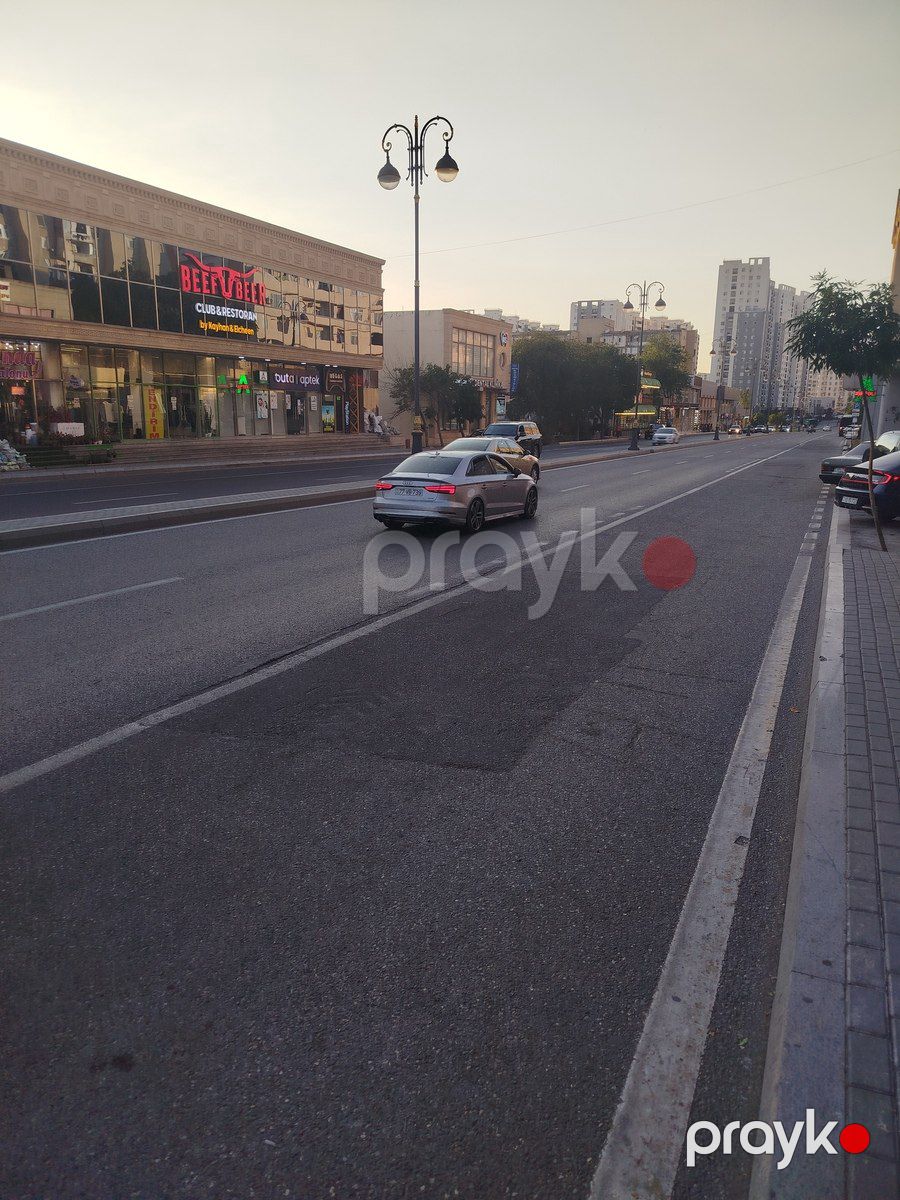 Satılır obyekt 230 m² — Əmlak, Bakı (12)