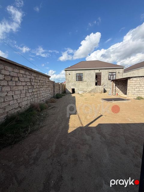 Satılır 3 otaqlı həyət evi/bağ evi 90 m² — Bakı