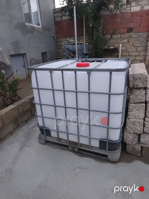 IBC konteyner – 1000 litr - Həcm: təqribən 1000 L (standart IBC) — Digah