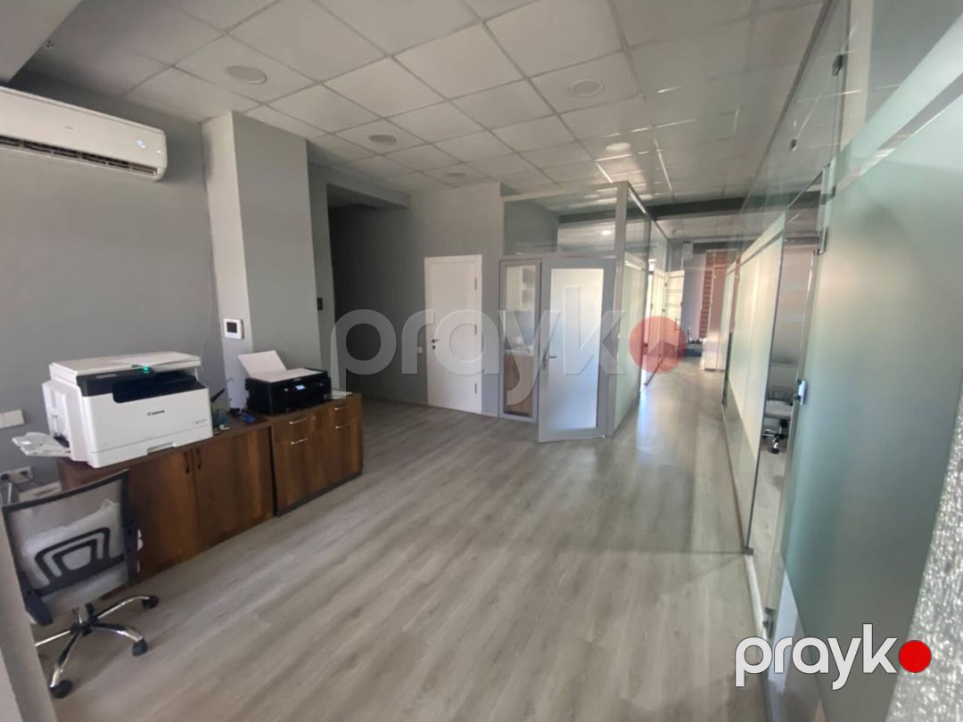 Satılır 3 otaqlı ofis 127 m² — Ofis, Bakı (12)