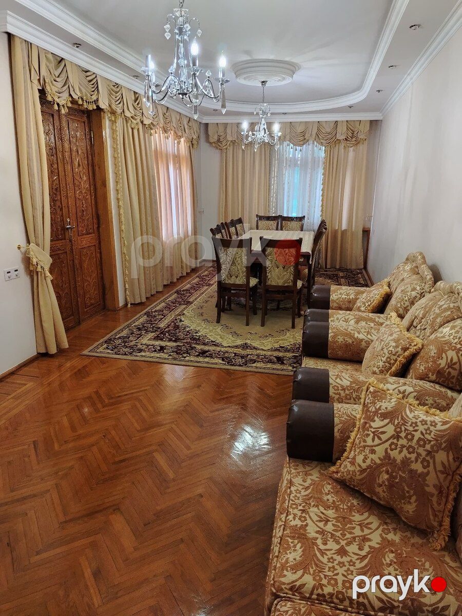 Həyət evi, Gəncə ş — Ev, villa, Gəncə (2)