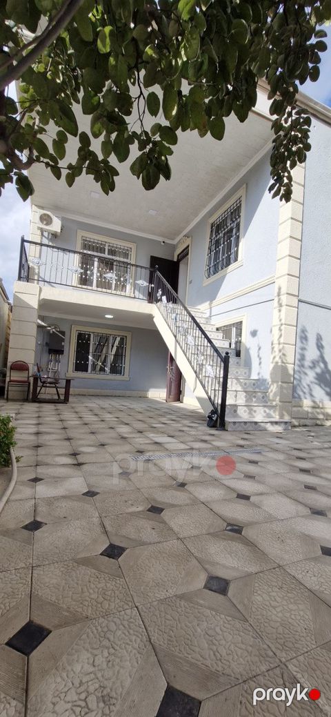 Satılır 6 otaqlı həyət evi/bağ evi 200 m² — Bakı