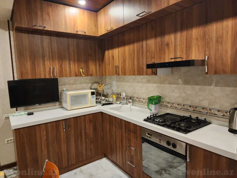 Kirayə verilir 6 otaqlı Mənzil Köhnə tikili 180 m² Bakı, Nərimanov r., Nəriman Nərimanov m — Mənzil, Bakı (2)