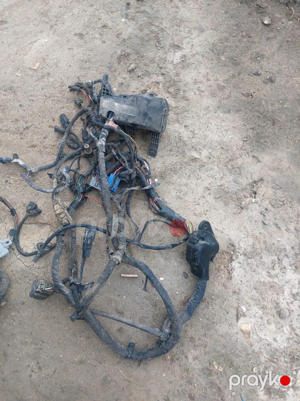 Hyundai h1 ehtiyat hisseleri islemis orijnal Tərkib: - A/C — Isitmə və kondisionerlər, Bakı (6)