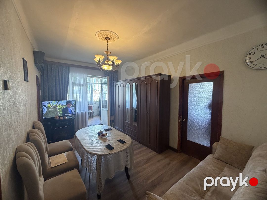 Satılır 2 otaqlı köhnə tikili 50 m² — Mənzil, Bakı (2)