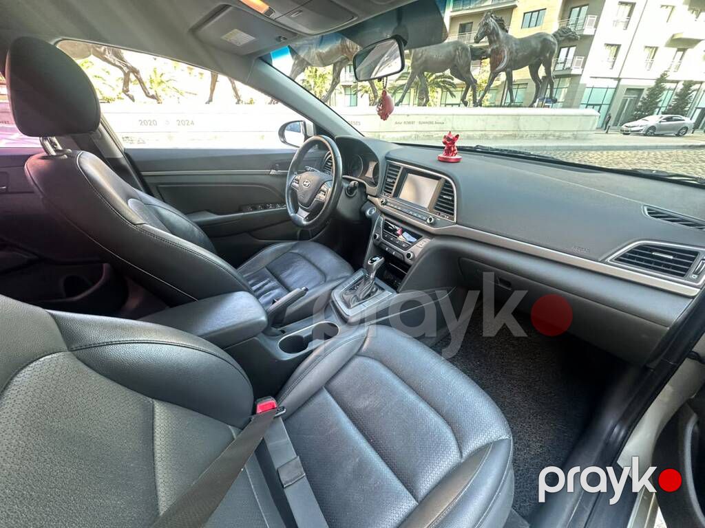 Hyundai Avante, 1.6 L, 2016 il, 137 000 km — Avtomobillər, Bakı (7)