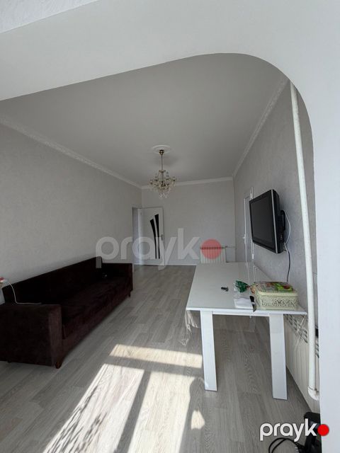 Satılır 2 otaqlı köhnə tikili 35 m² — Bakı