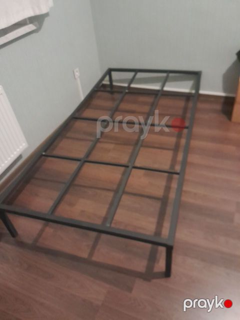 İşlənmiş, Təknəfərlik çarpayı, Bazalı, Matrassız, Siyirməsiz — Bakı