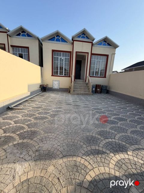 Satılır 4 otaqlı həyət evi/bağ evi 110 m² — Bakı