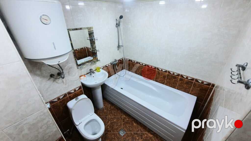 2-otaqlı mənzil kirayə verilir, 28 May küç., 70 m² — Mənzil, Bakı (11)