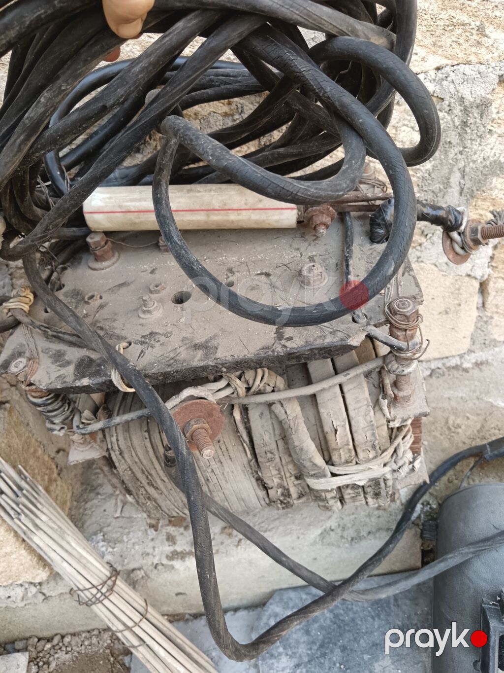 Məhsul: Elektrik qaynaq aparatı (transformator tipli) Təsvir: - Güclü — Qaynaq avadanlığı, Şəmkir (2)