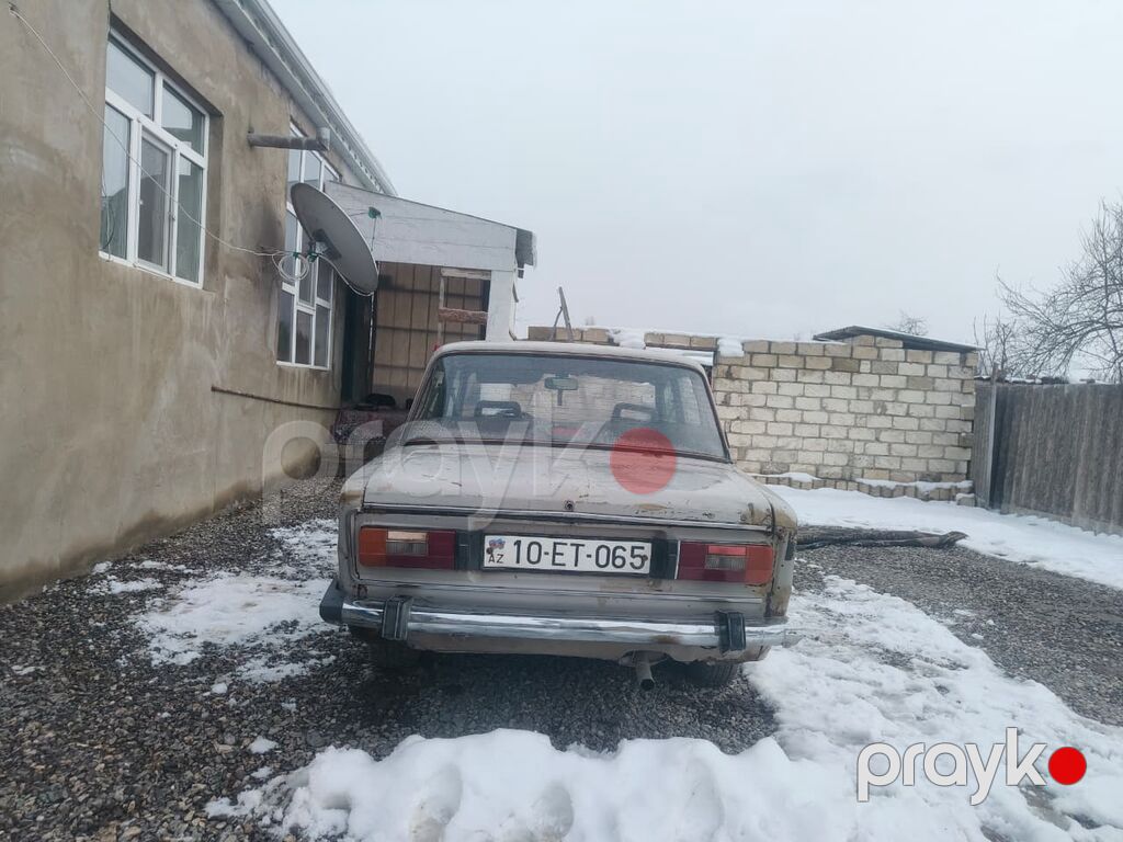 VAZ 2106 sedan - Kuzov: klassik 4 qapılı sedan, açıq boz rəng. Ön və — Avtomobillər, Xudat (4)