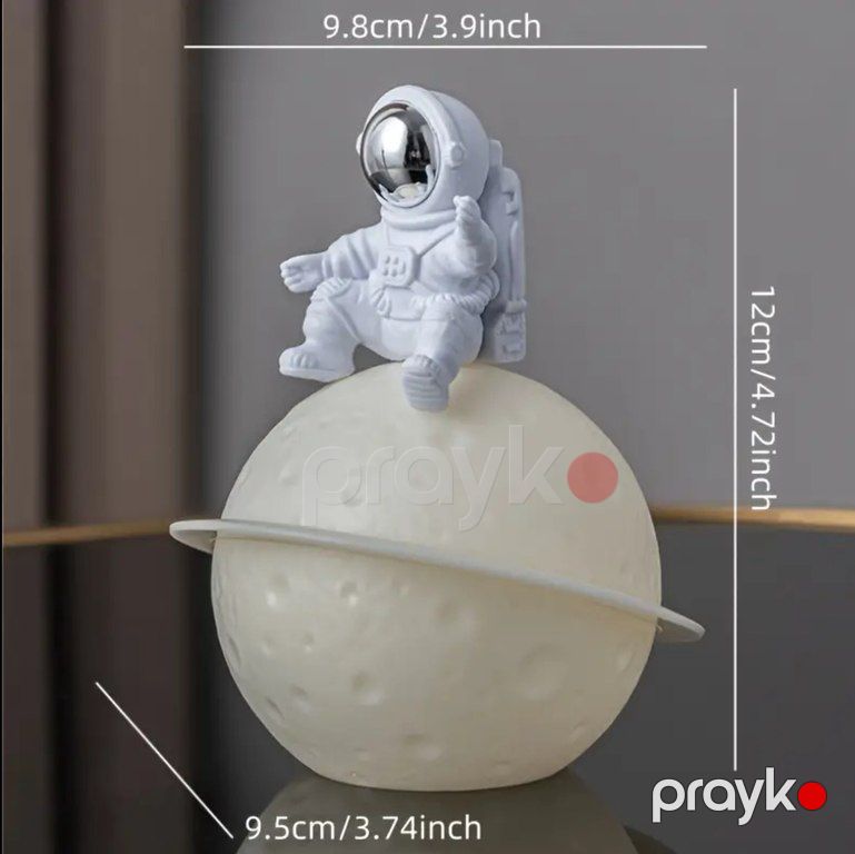 Lampa "Astronavt On Moon" — İşıqlandırma, Bakı (5)