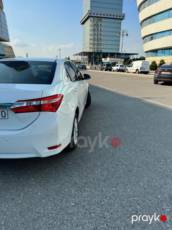 Toyota Corolla, 1.6 L, 2013 il, 278 000 km — Avtomobillər, Bakı (2)