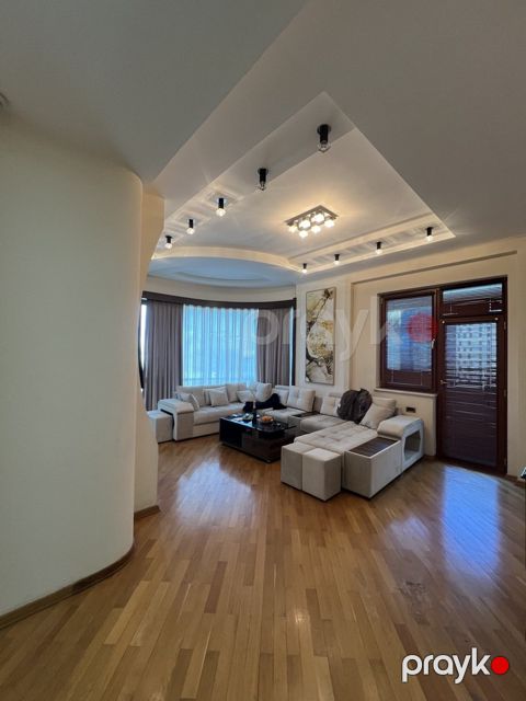 İcarəyə verilir 3 otaqlı yeni tikili 140 m² — Bakı