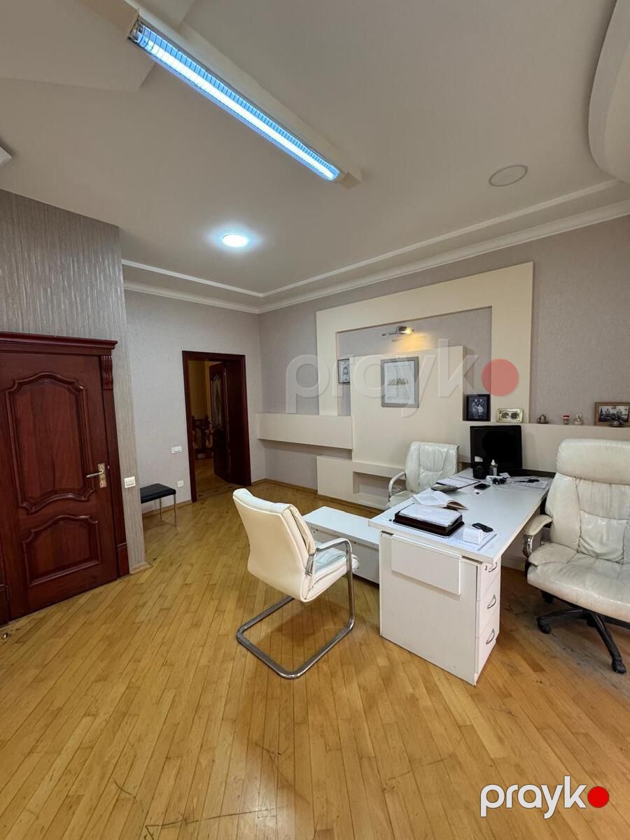 Satılır 6 otaqlı həyət evi/bağ evi 565 m² — Ev, villa, Bakı (12)