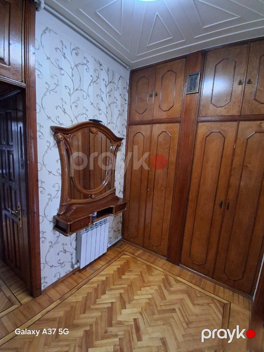Satılır 2 otaqlı köhnə tikili 66 m² — Mənzil, Bakı (7)
