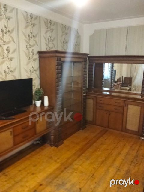 Satılır 3 otaqlı köhnə tikili 85 m² — Bakı