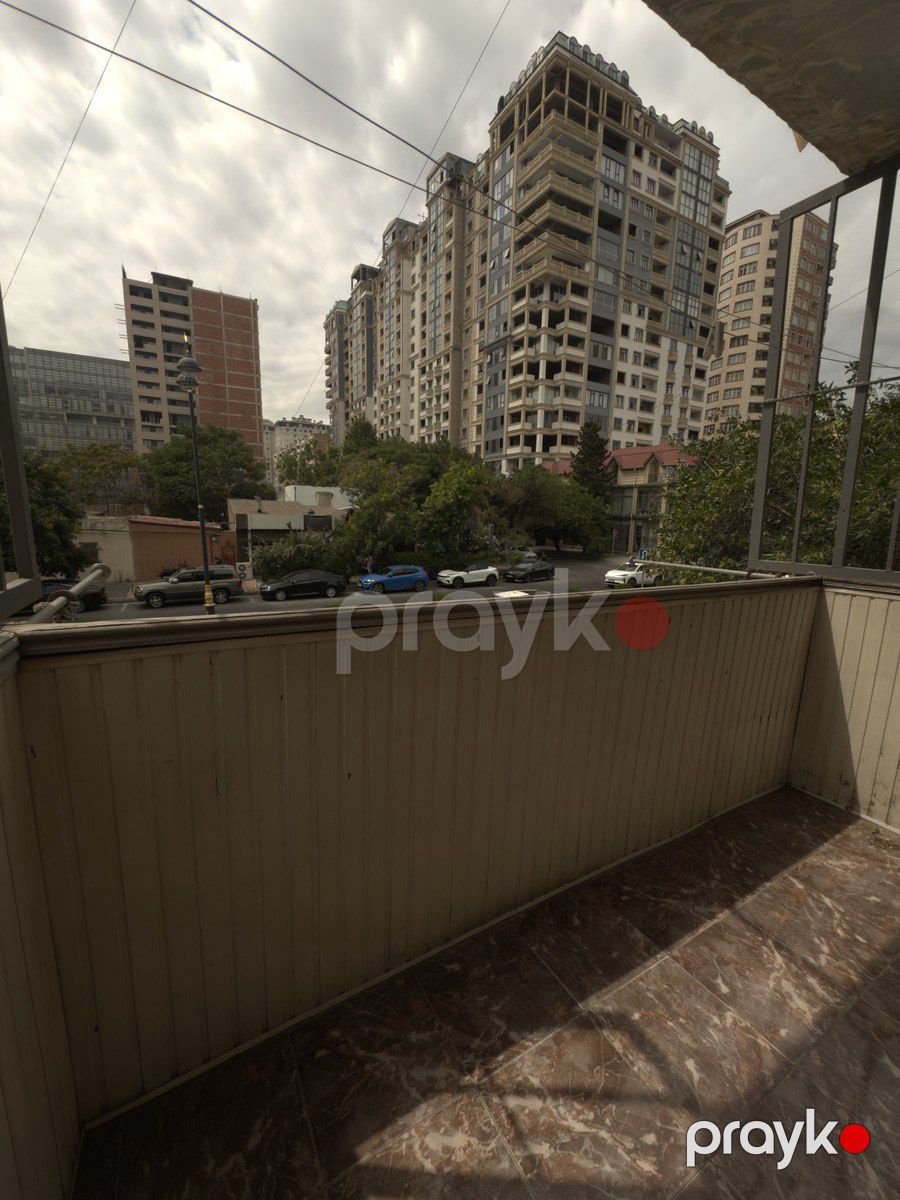 Satılır 2 otaqlı köhnə tikili 52 m² — Mənzil, Bakı (4)