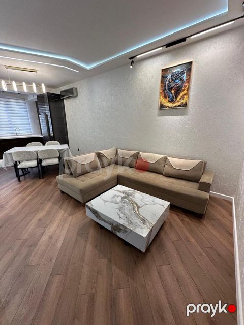 İcarəyə verilir 3 otaqlı yeni tikili 95 m²