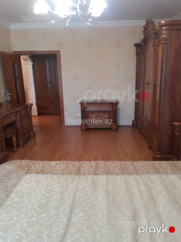 Satılır 5 otaqlı Bina evi menzil (Köhnə tikili), 120 m², Xətai rayonu — Mənzil, Bakı (12)