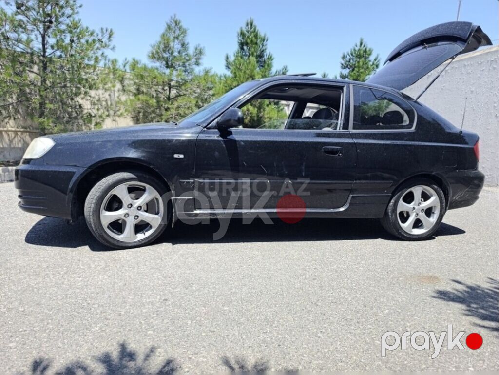 Hyundai Accent: 1.6 l 2005 il Kupe — Avtomobillər, Xırdalan (4)