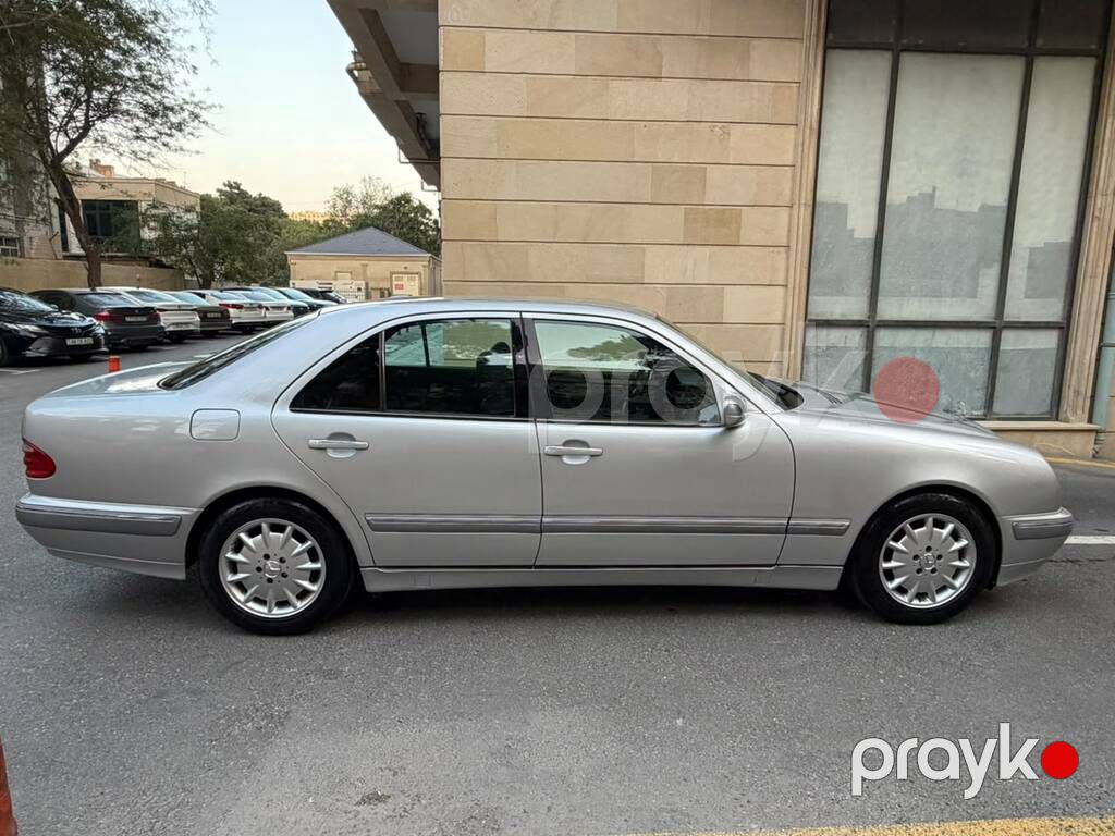Mercedes E 240, 2.4 L, 2000 il, 270 000 km — Avtomobillər, Bakı (4)