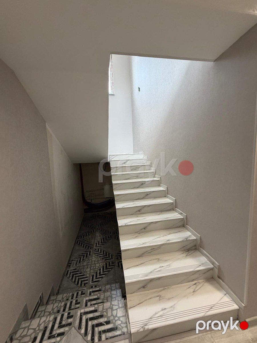 Satılır 6 otaqlı həyət evi/bağ evi 200 m² — Ev, villa, Bakı (5)