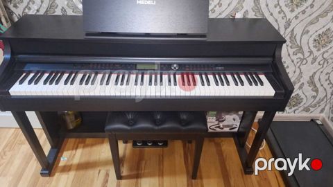 Elektron piano Medeli — Bakı