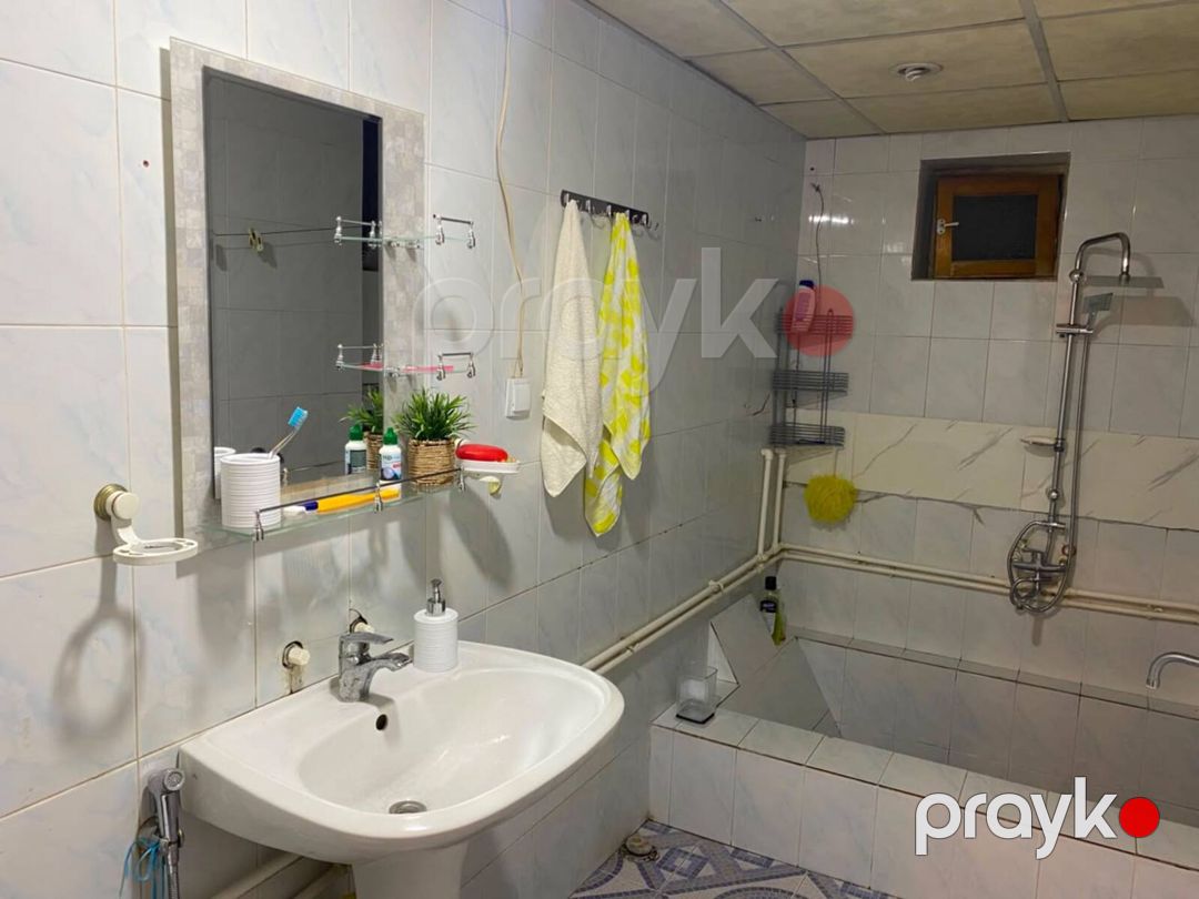 İcarəyə verilir 5 otaqlı köhnə tikili 135 m² — Mənzil, Bakı (11)