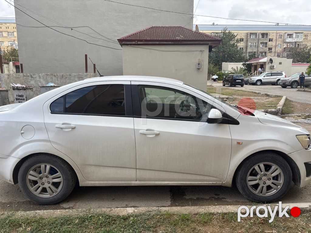 Chevrolet Aveo, 1.4 L, 2012 il, 300 000 km — Avtomobillər, Şirvan (2)