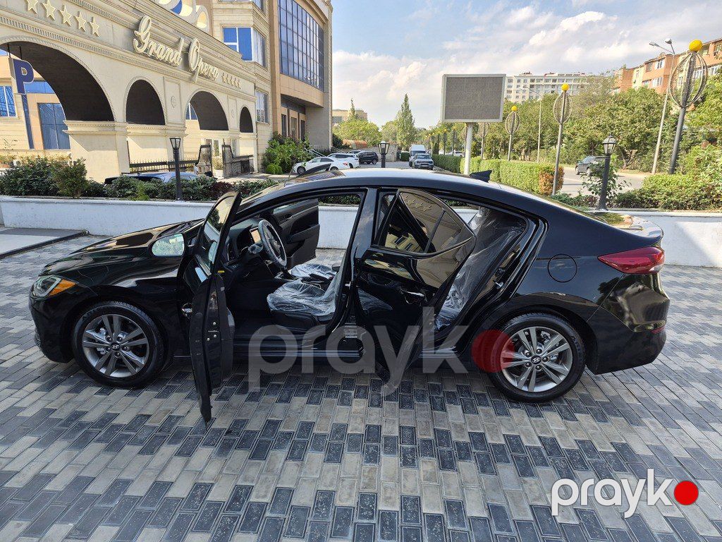 Hyundai Elantra, 2.0 L, 2018 il, 105 000 km — Avtomobillər, Bakı (10)