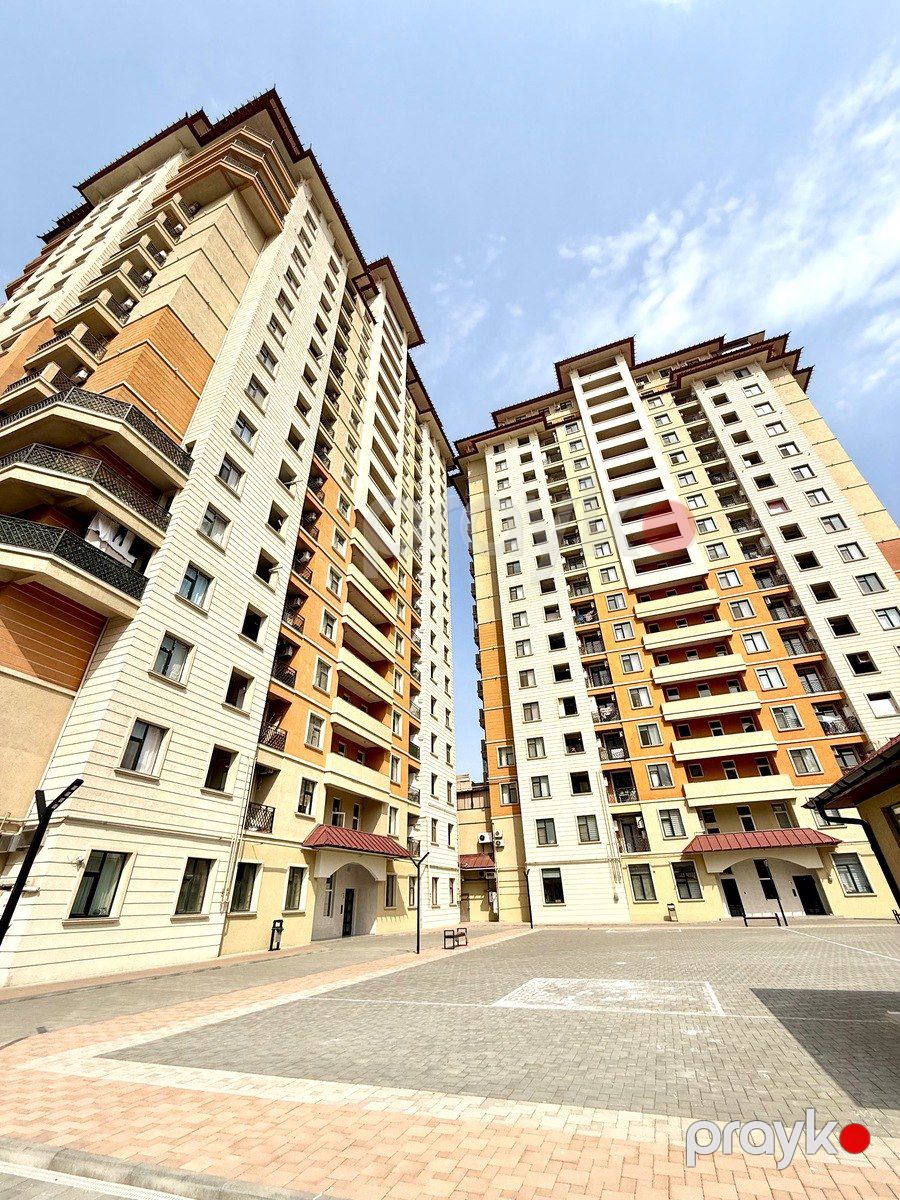 Satılır 4 otaqlı yeni tikili 190 m² — Mənzil, Bakı (2)