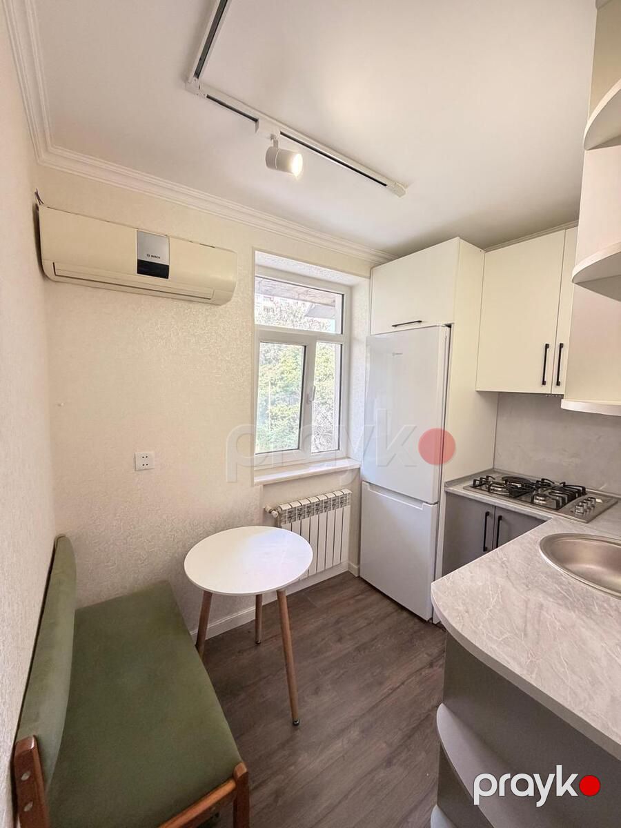 İcarəyə verilir 1 otaqlı köhnə tikili 50 m² — Mənzil, Bakı (4)