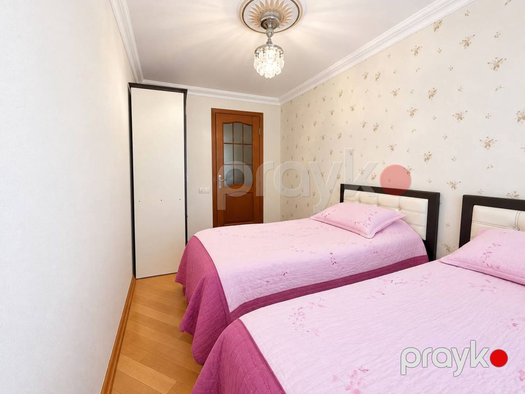Satılır 4 otaqlı köhnə tikili 105 m² — Mənzil, Bakı (6)