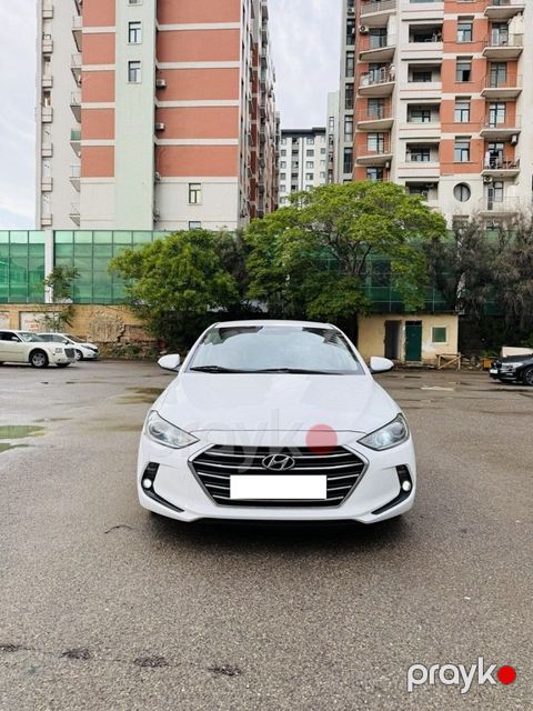 Hyundai Avante, 1.6 L, 2016 il, 246 000 km — Bakı
