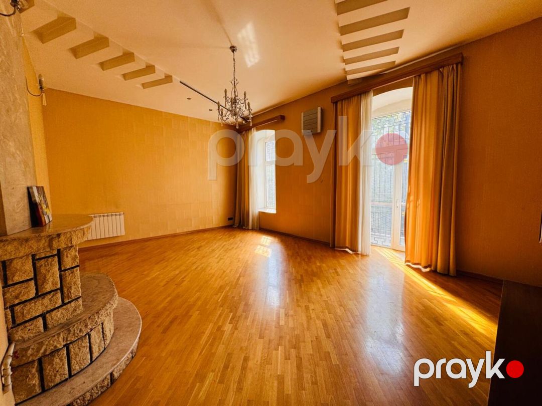 Satılır 7 otaqlı köhnə tikili 450 m² — Mənzil, Bakı (5)