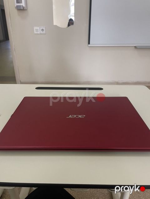 Acer Aspire 3 qırmızı noutbuk - 15.6" ekran, nazik çərçivə - Tam — Bakı