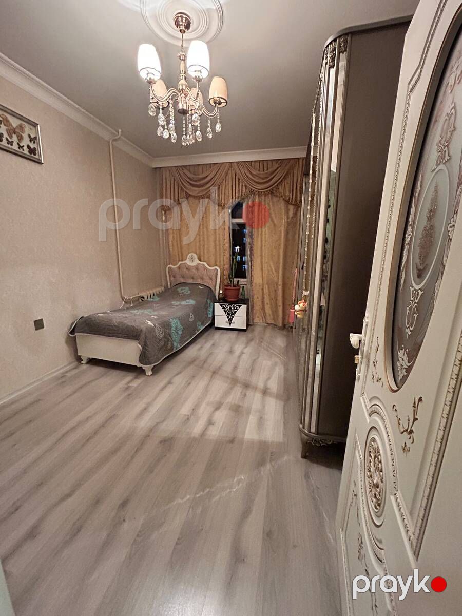 Satılır 5 otaqlı köhnə tikili 130 m² — Mənzil, Bakı (7)