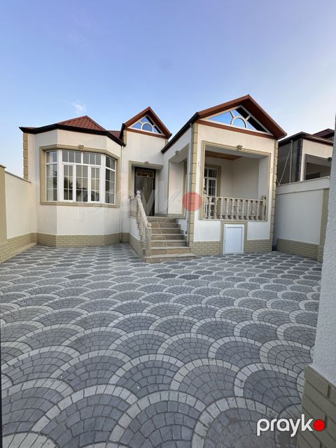 Satılır 4 otaqlı həyət evi/bağ evi 125 m² — Bakı