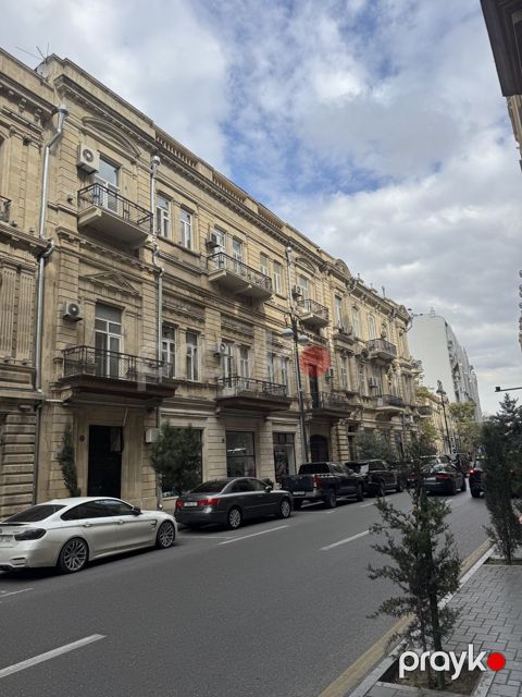 İcarəyə verilir 6 otaqlı ofis 205 m² — Bakı